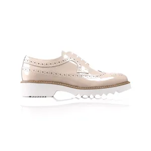 2017 Women's patent nude Brogue Wingtip