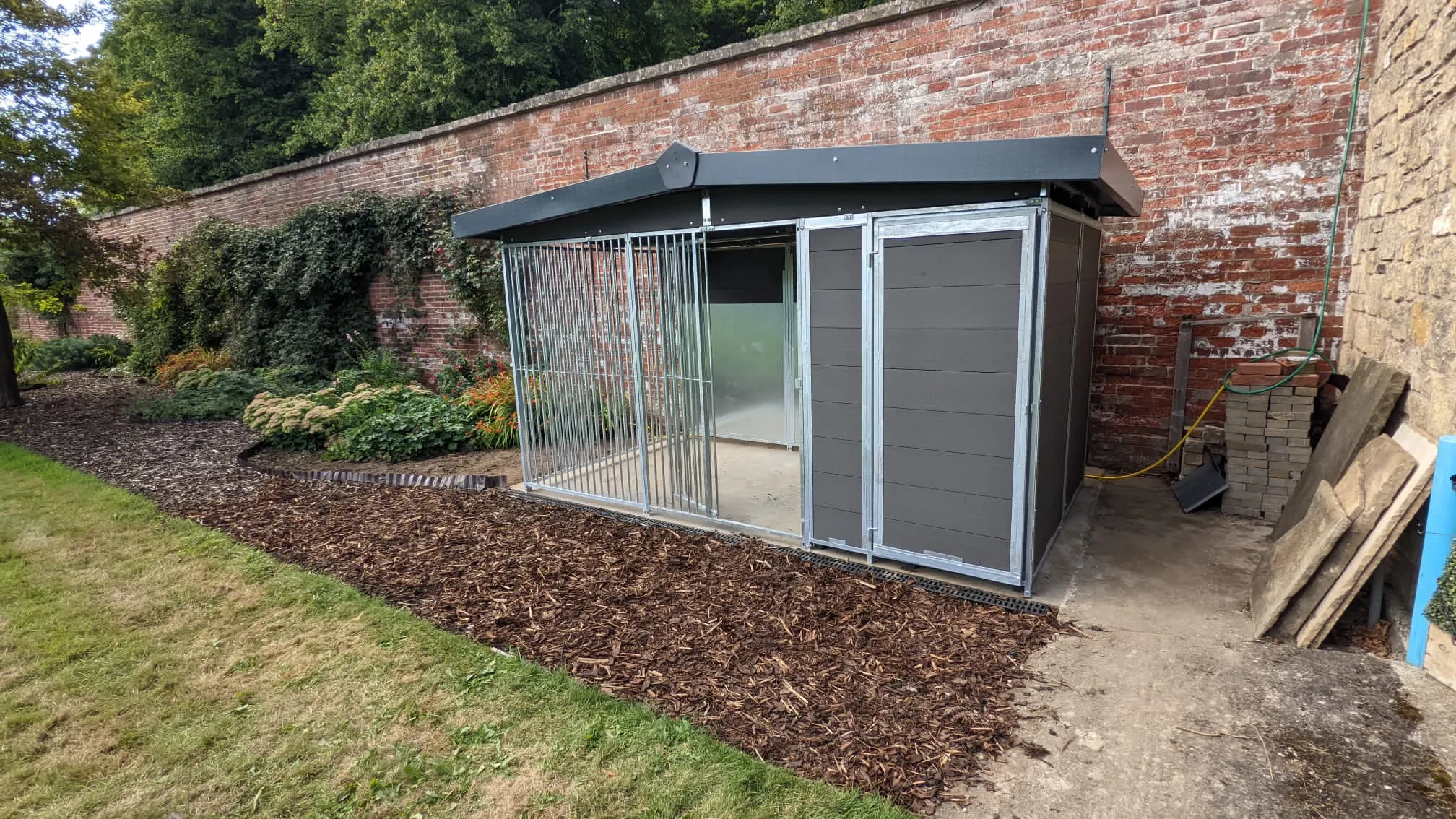 Benchmark Dog Kennel with Apex Roof - Single 14 x 8ft, Eco Thermal Range
