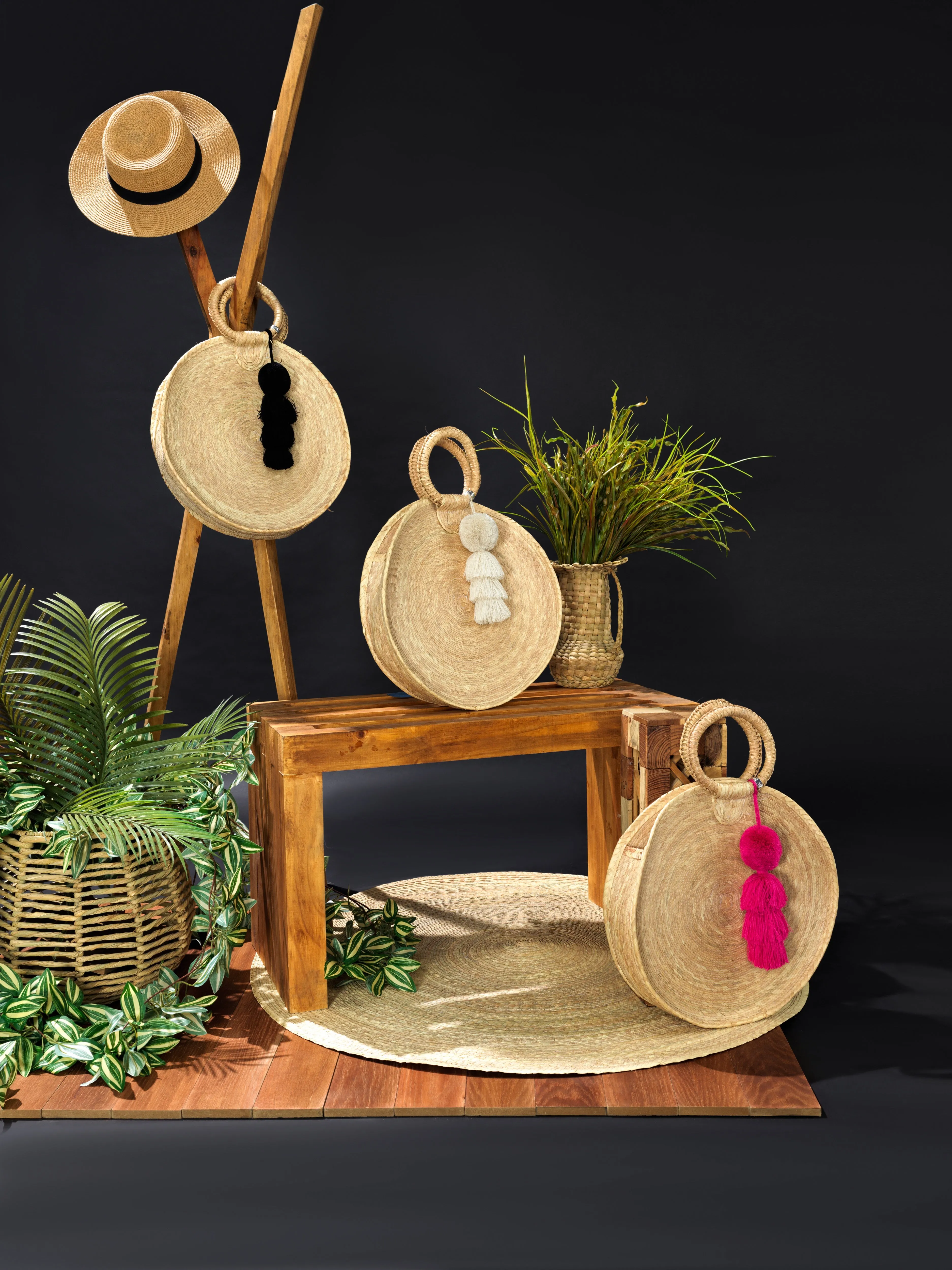 Palma Round - Black