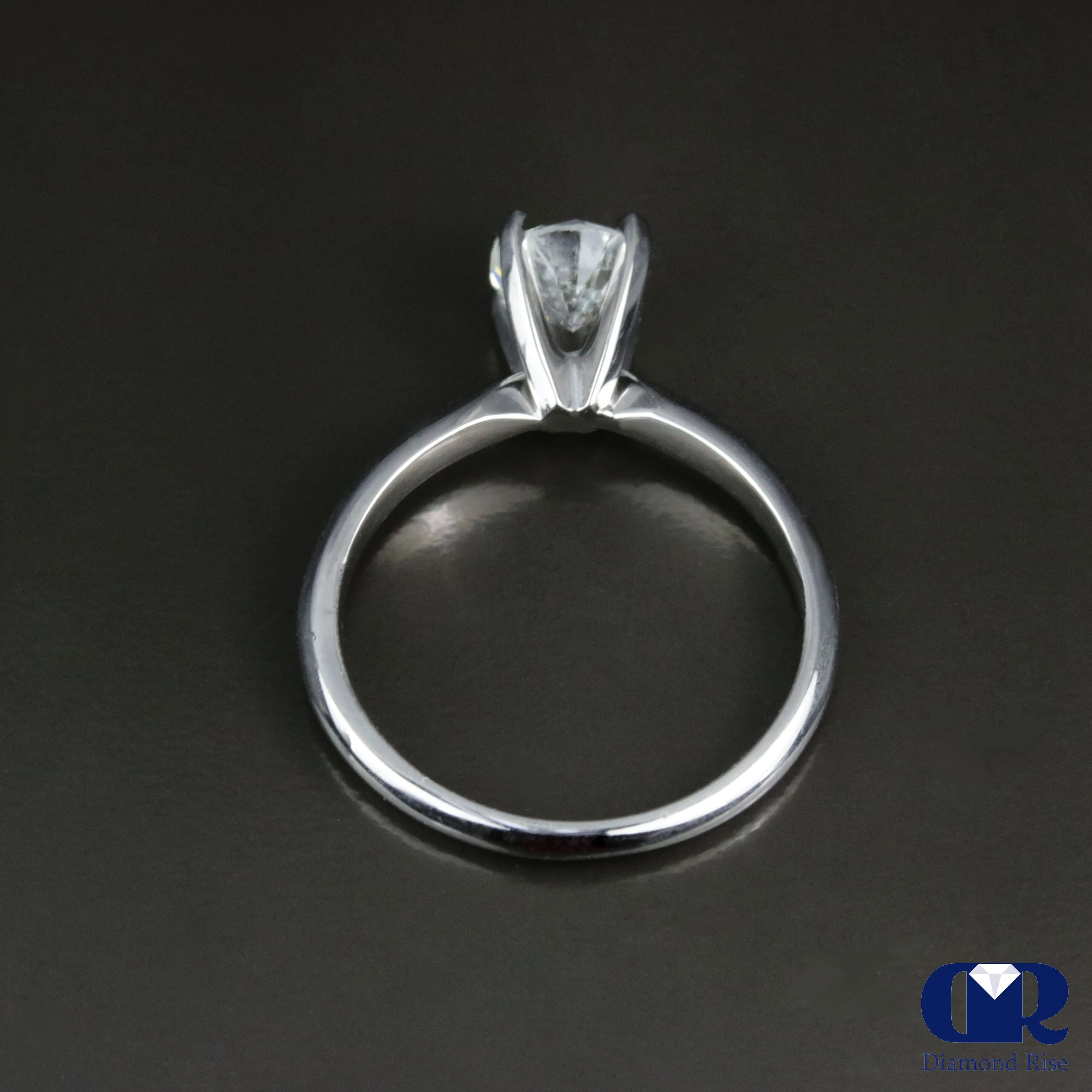 Round Cut Diamond Solitaire 4 Prong Engagement Ring In 14K White Gold