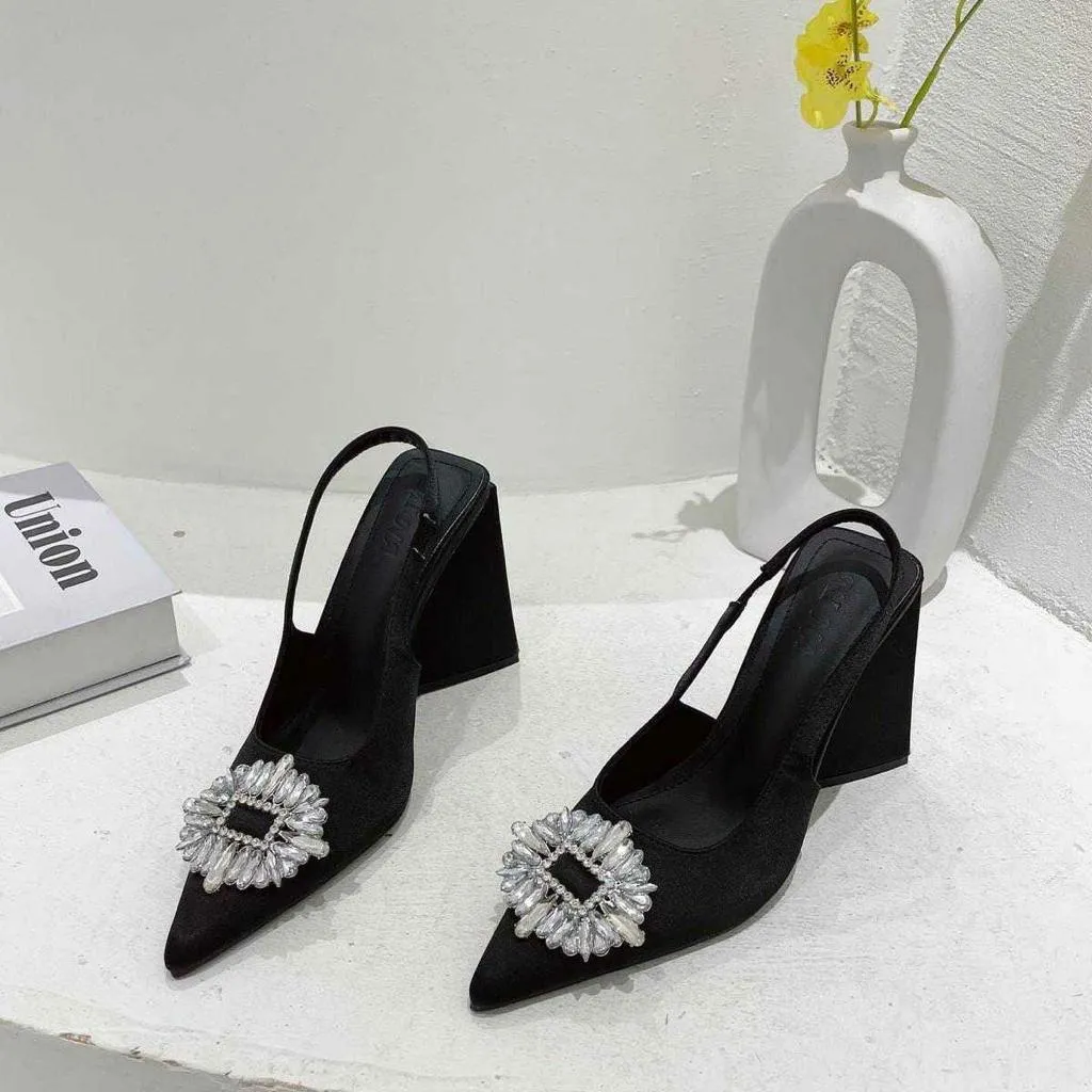 Triangle Zara Heels - (Black)