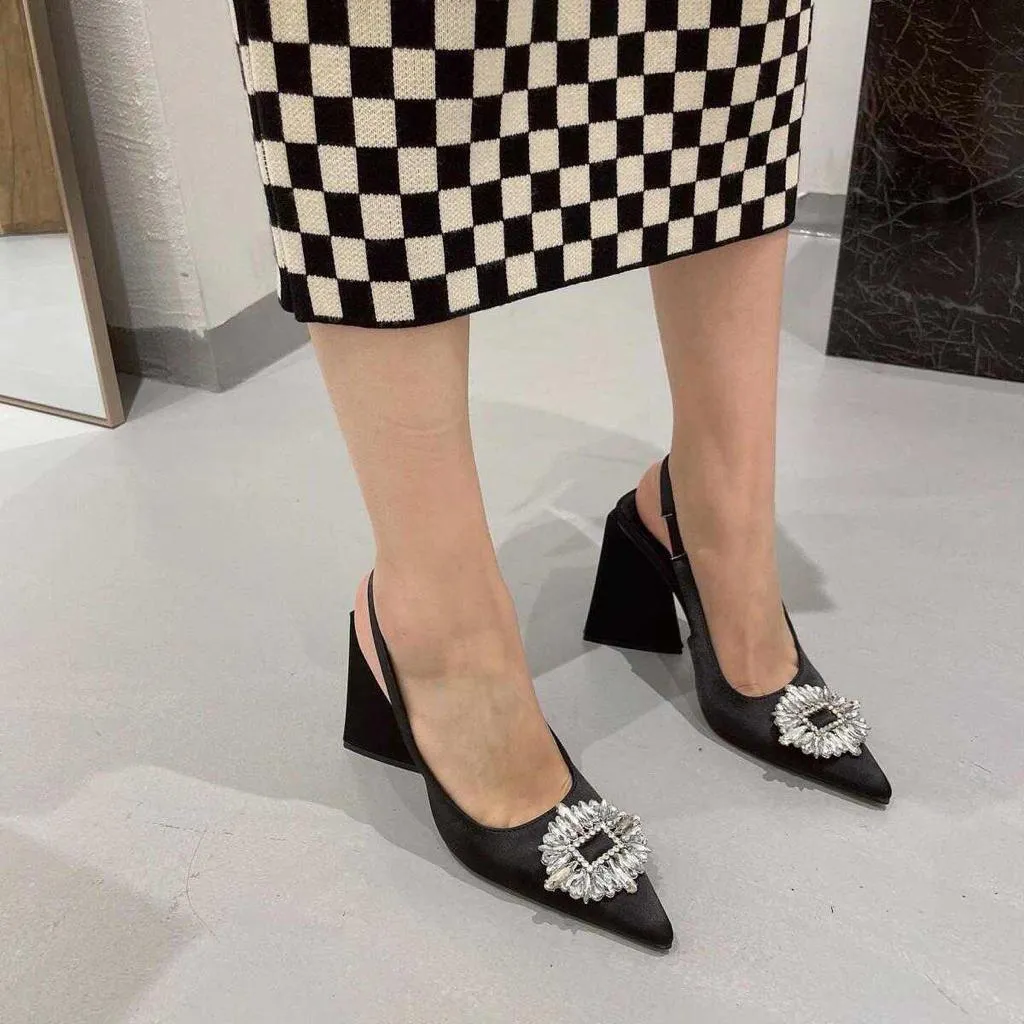 Triangle Zara Heels - (Black)